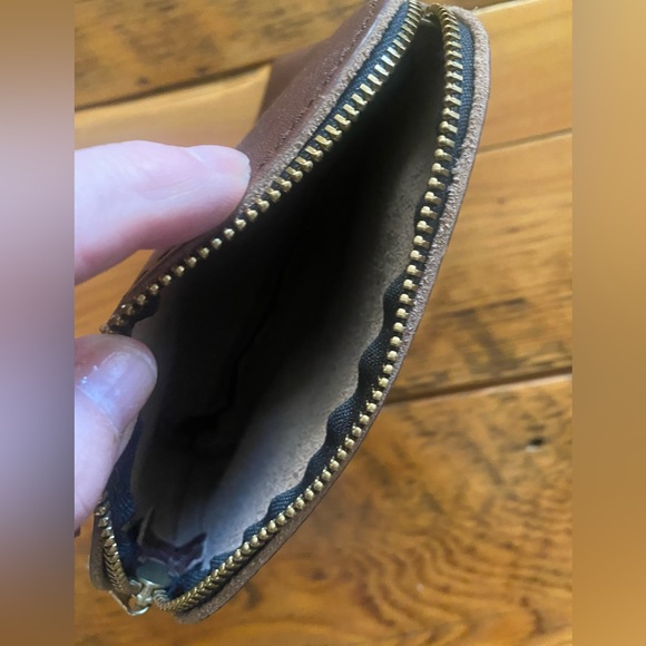 Portland Leather Goods Classic Brown
Luna Zippered Pouch - Picture 11 of 13